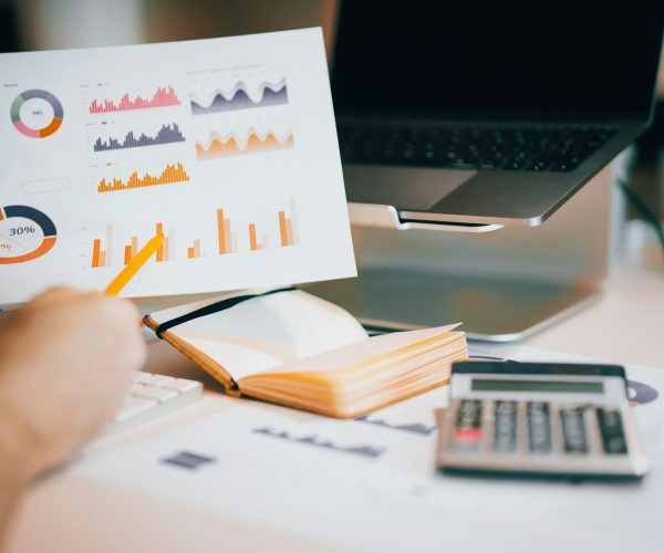 Financial reports and analytics used in CFO advisory
